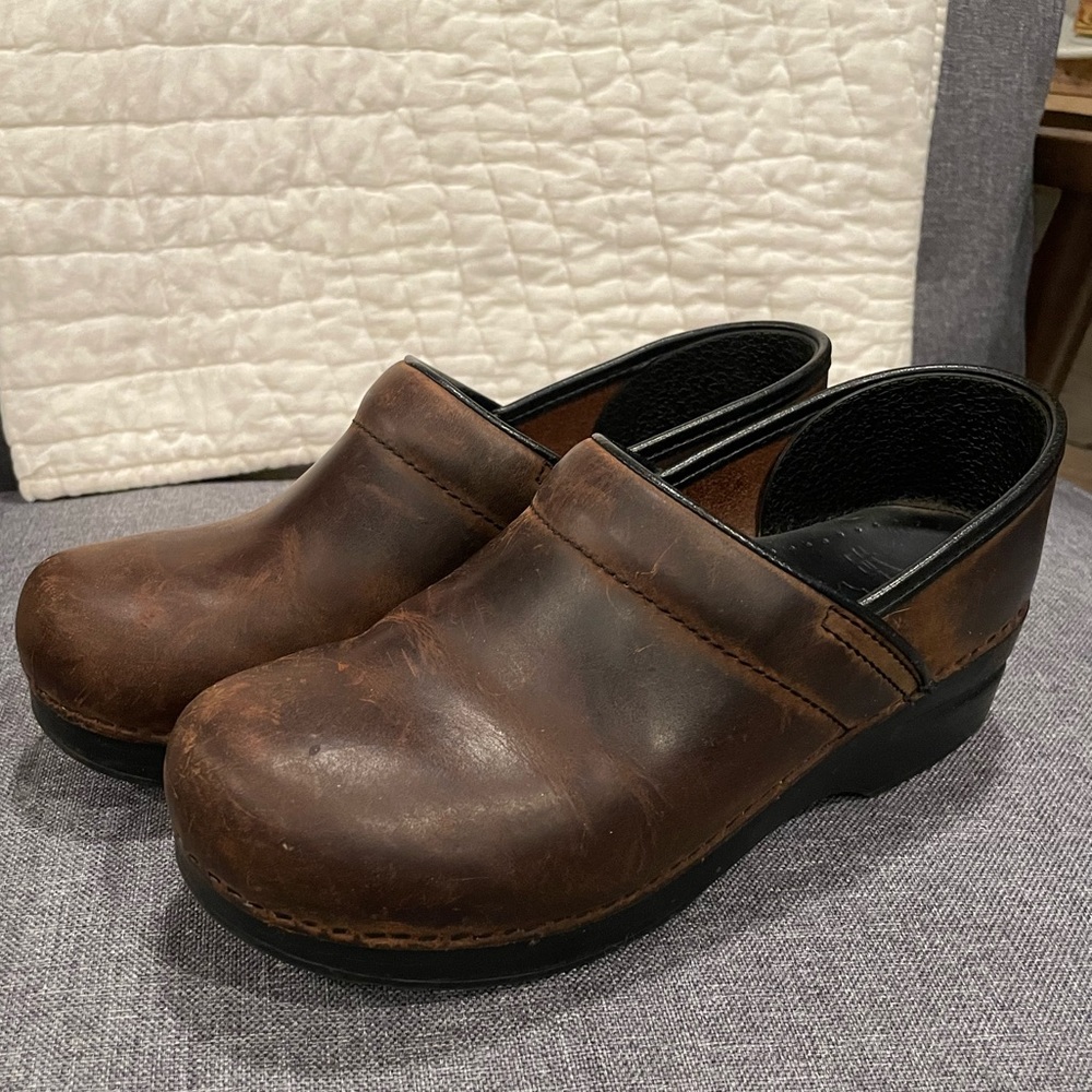 Leather Danskos